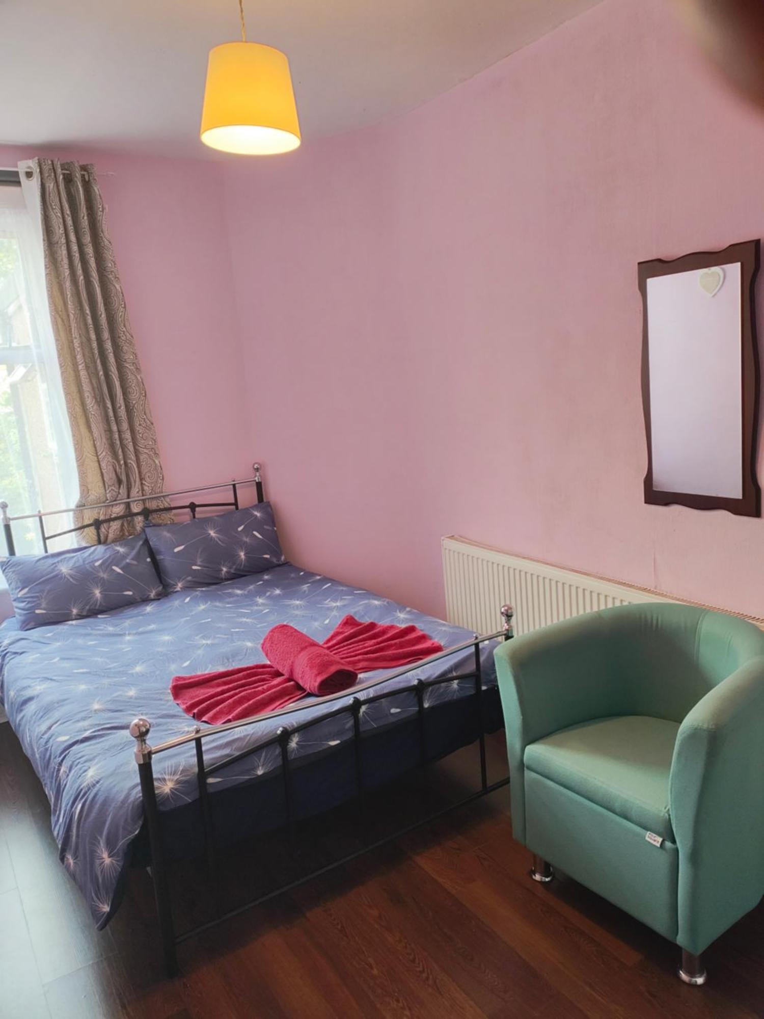 Charming Double Bed Retreat Hotel Londra Exterior foto